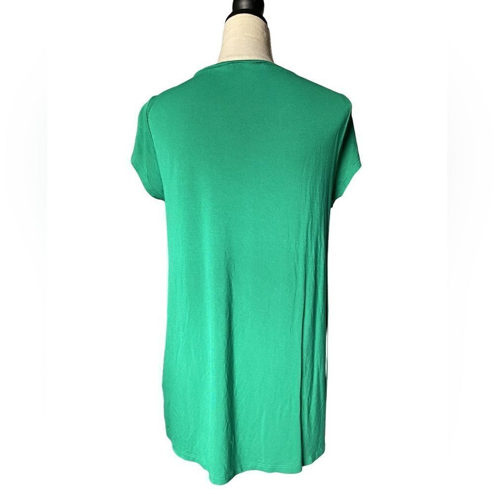 Cable & Gauge Green V-Neck Swing Body Pocket Tee w/Hi-Low Hem (Large) - Picture 10 of 10